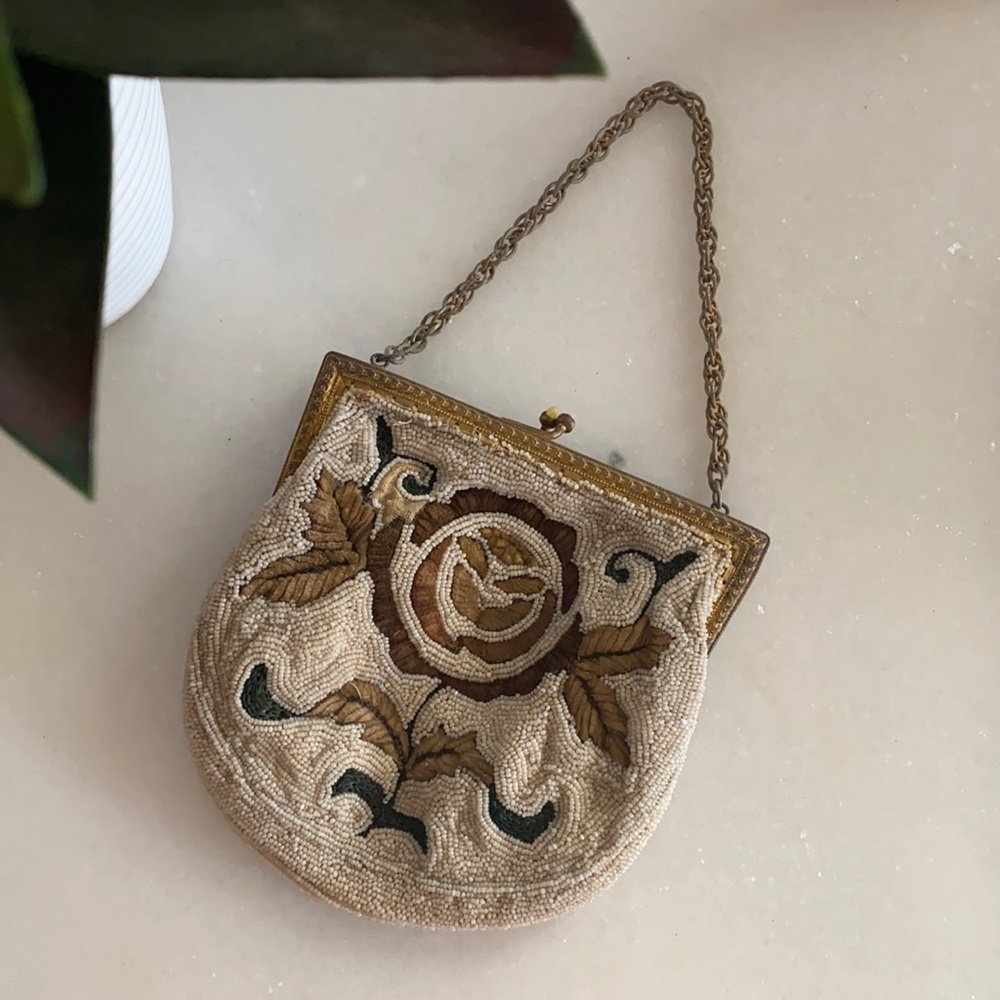 ❤️… Vintage Beaded Bag